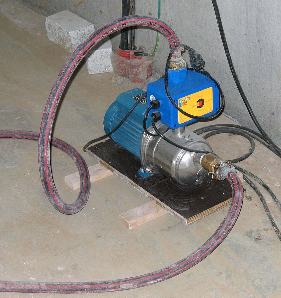 230V AC water pump